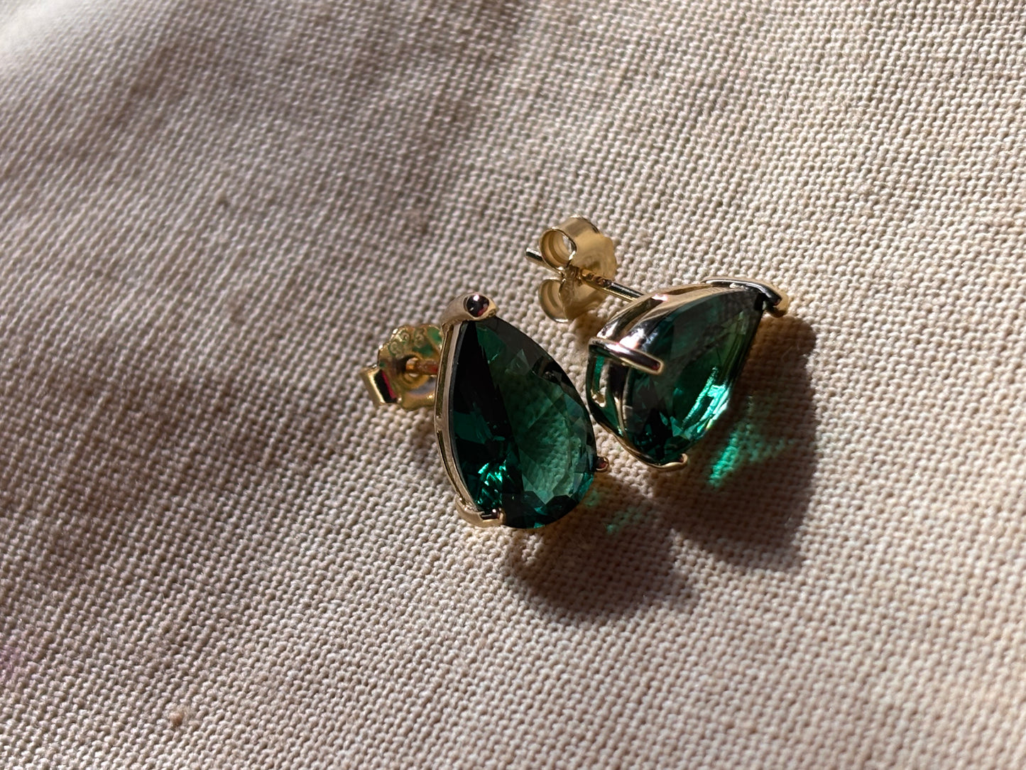 Emerald City Tear Drop Earring