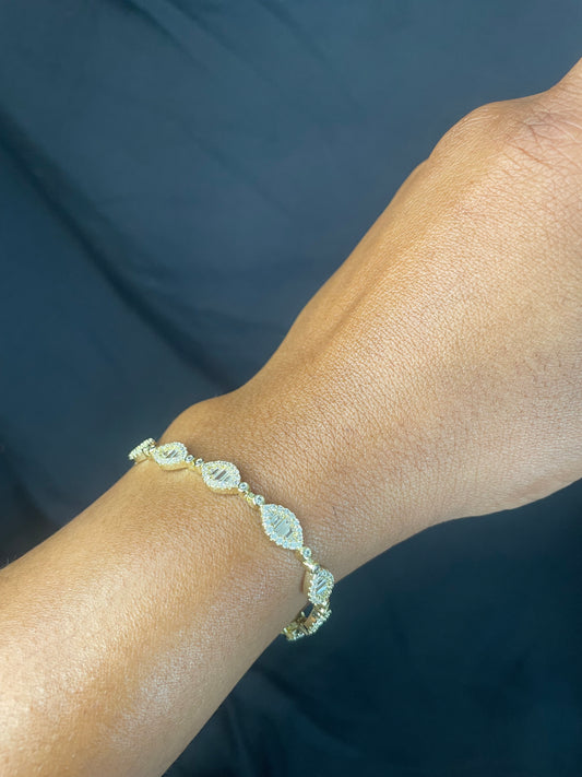 Monroe Gold Oval Baguette Bracelet